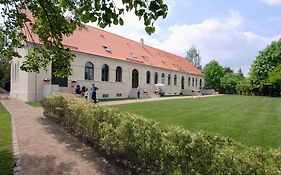 Kavaliershaus Suitehotel am Finckenersee